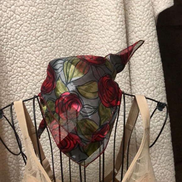 SCARF - Picture 4 of 6